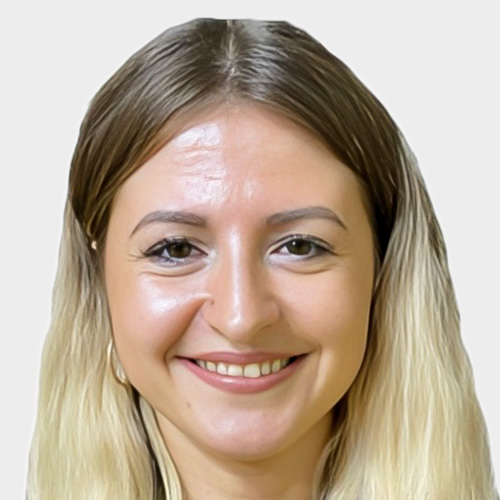 Кароліна Бєлоусова